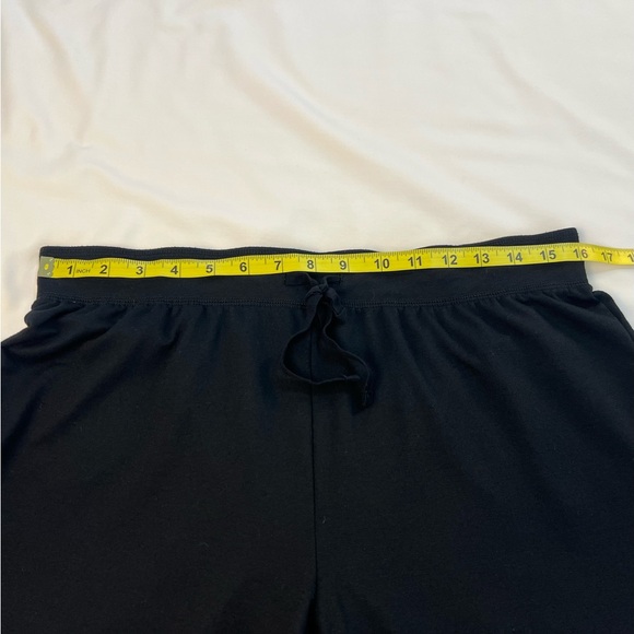 Karen Neuburger Black Lounge Pants, Size: Medium - Picture 7 of 8